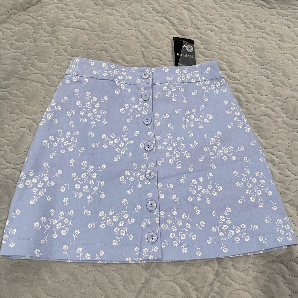 NWT fitted floral skirt